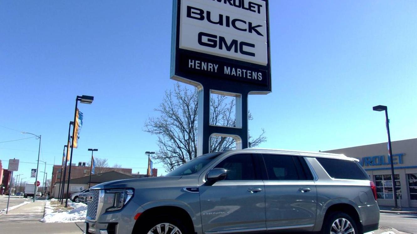 GMC YUKON XL 2023 1GKS2JKL7PR499857 image